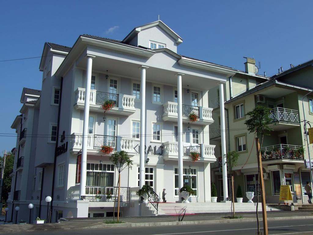 Hotel Kralj Vrnjačka Banja Exteriör bild