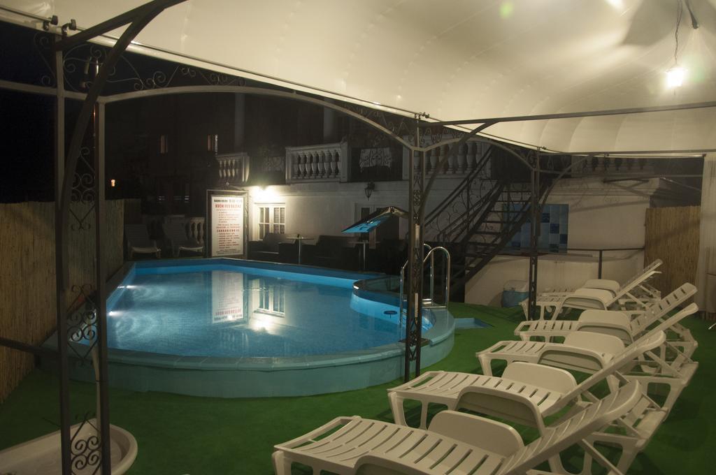 Hotel Kralj Vrnjačka Banja Exteriör bild