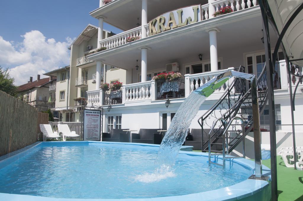 Hotel Kralj Vrnjačka Banja Exteriör bild