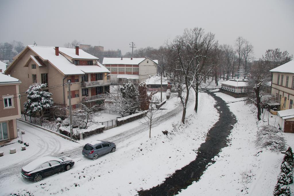 Hotel Kralj Vrnjačka Banja Exteriör bild