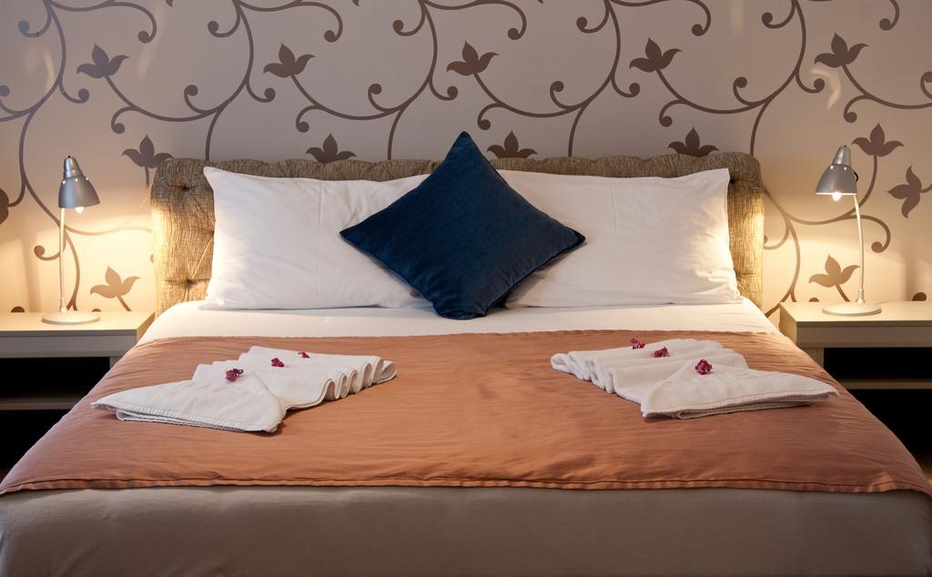 Hotel Kralj Vrnjačka Banja Rum bild