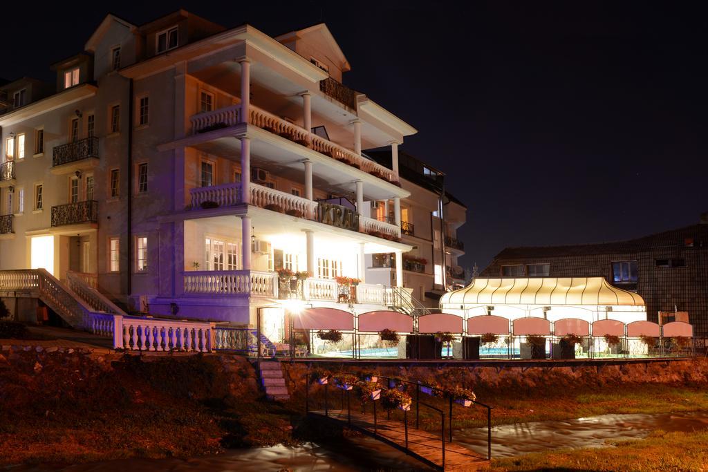 Hotel Kralj Vrnjačka Banja Exteriör bild